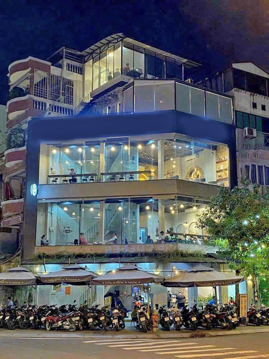 Cần sang lại quán Cafe góc 2 MTD Cô Giang , P.Cô Giang, Quận 1